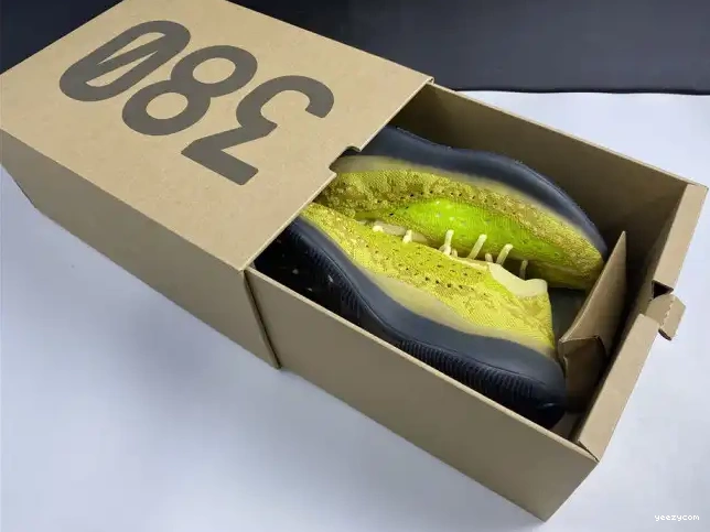 YEEZY GLOW HYLTE ADIDAS BOOST 380 FZ4990 0702